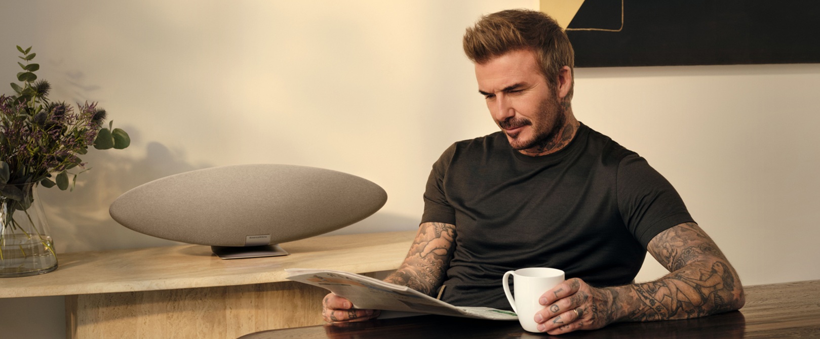B&W - David Beckham - Zeppelin Pro Edition Lifestyle 3 - 16x9 (1)